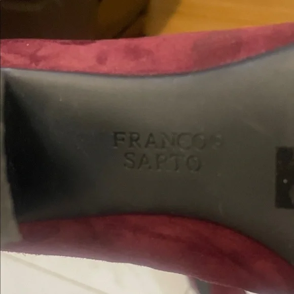 Franco Sarto Burgundy Suede Loafers Heels Sz 8.5 (40) - Picture 11 of 13